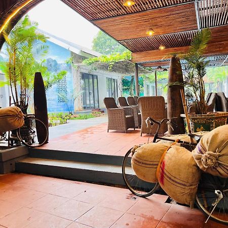 Commander Lodge Phong Nha Eksteriør billede