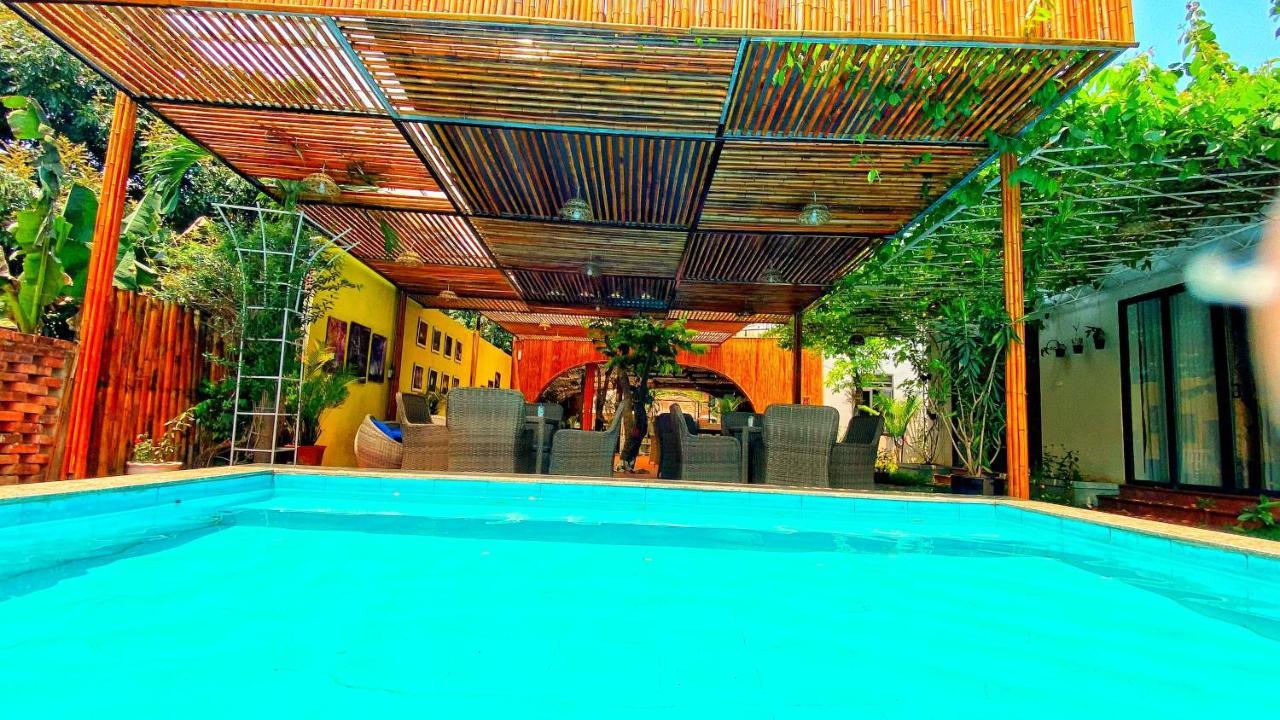 Commander Lodge Phong Nha Eksteriør billede